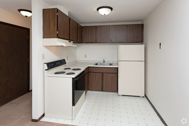 Studio, 1BA - 435SF