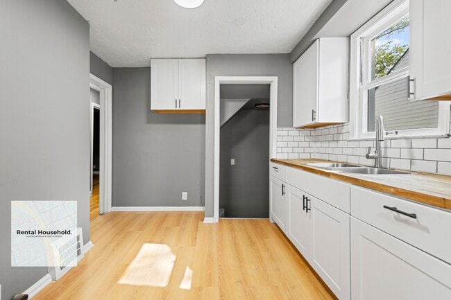 Photo - Stunning Renovated 3-Bedroom Bungalow