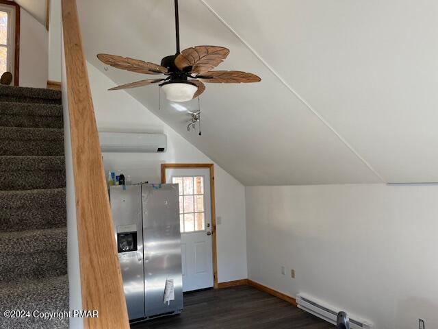 Photo - 118 Tyrolean Way