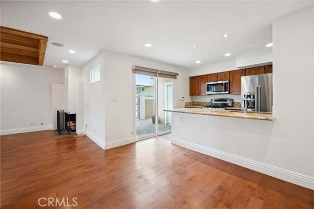 Photo - 215 Walnut St