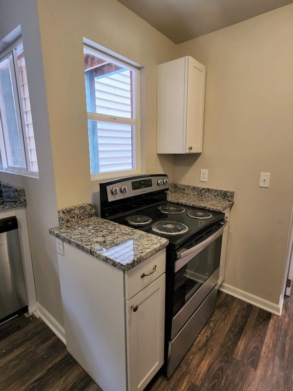 Photo - 743 E Willamette Ave