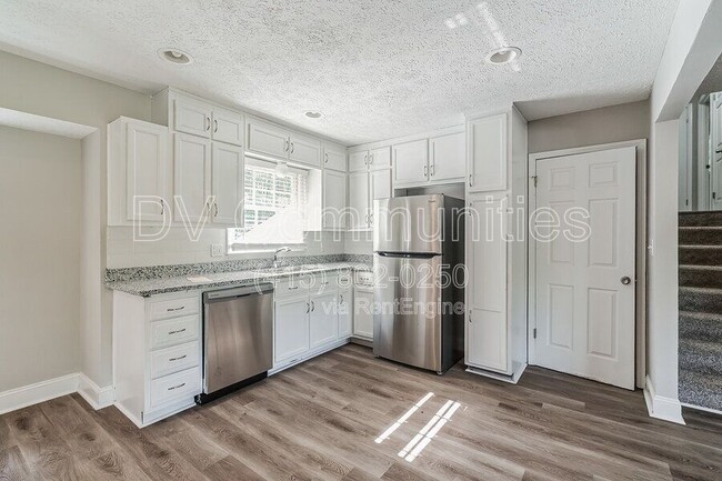 Photo - 4780 Bell Cir SE