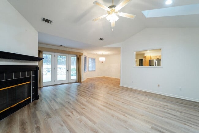 Photo - Charming, 3 Bedroom, 2 Bath. With wonderful outdoor living space