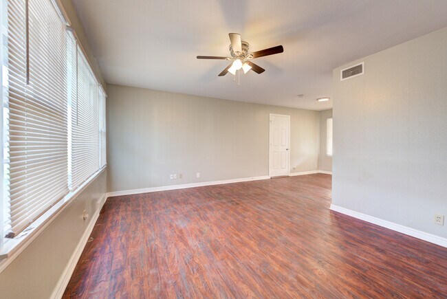 Photo - 5016 N Woodward Ave