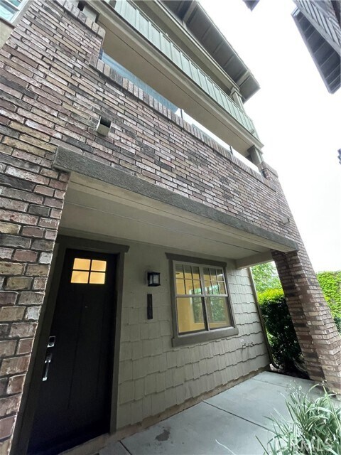 590 Boulder Cir