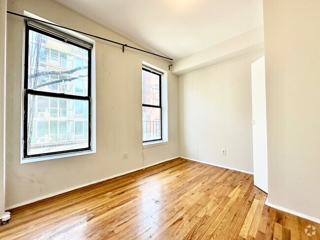 Building Photo - 539 W 49th St Unit 3C Rental