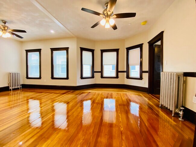 Photo - 85 Albion St Unit 2