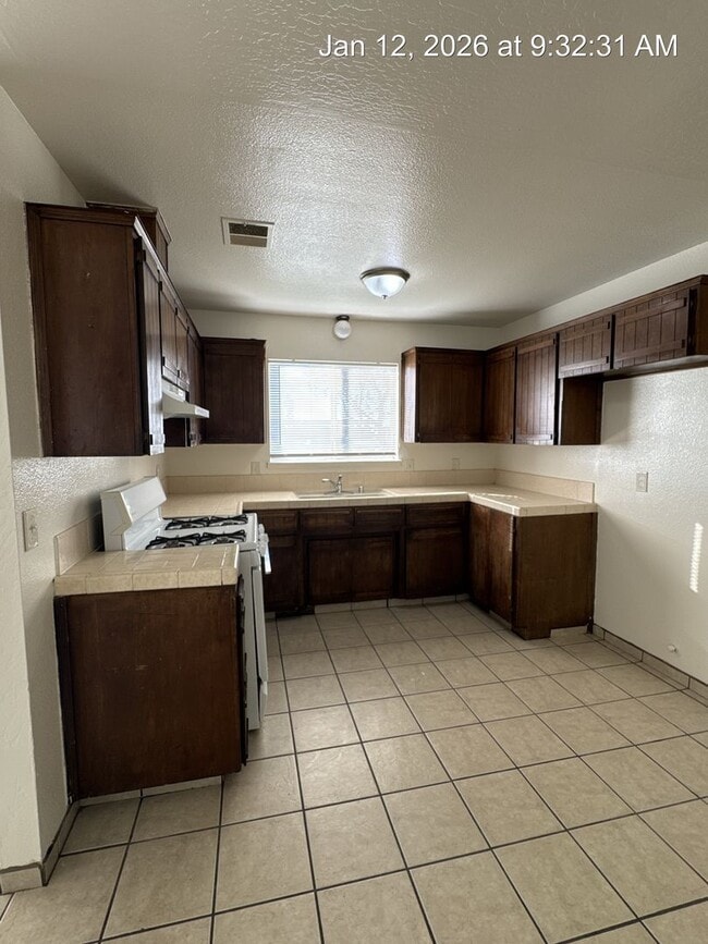 Photo - 2954 Unit 800