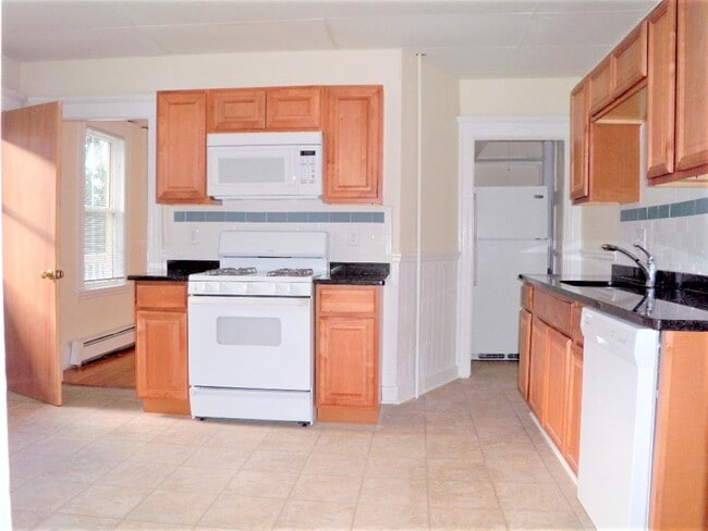 Photo - 40 Linden Ave Apartments Unit 1
