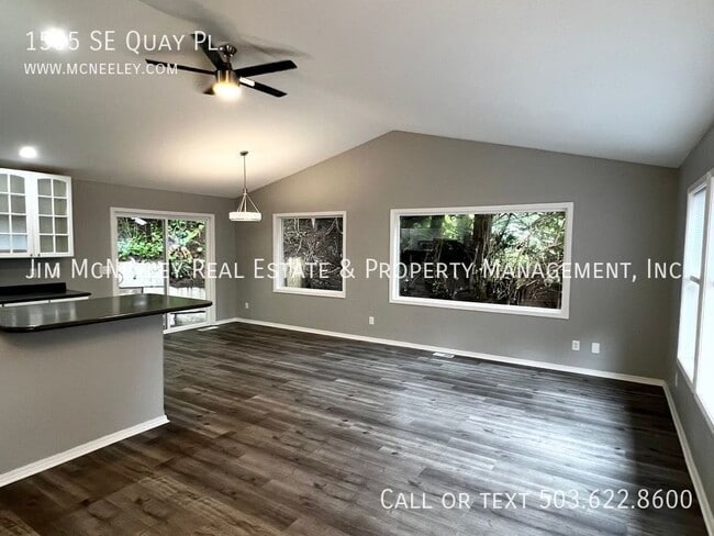 Photo - 1505 Quay Pl