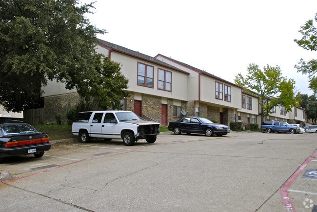 Photo - Northwood Square Condominiums