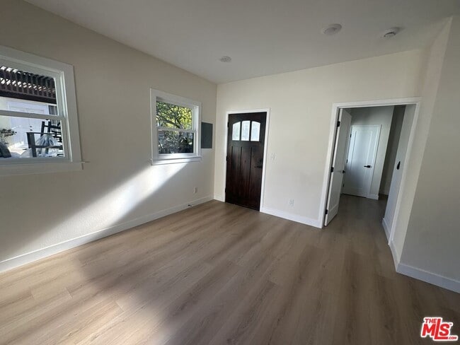 Building Photo - 1751 Virginia Rd