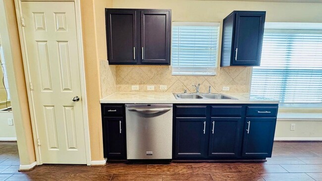 Photo - 3838 St Simon Manor Dr