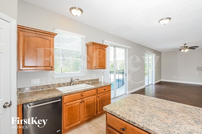 Photo - 10663 Fairhaven Way