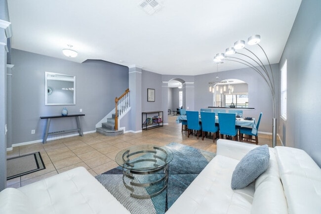 2626 Daulby St Unit SI ID1622385P