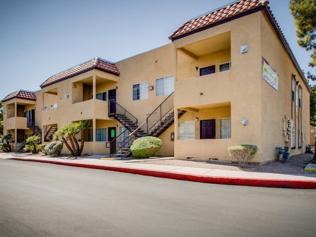 Ridge Falls, Apartments For Rent