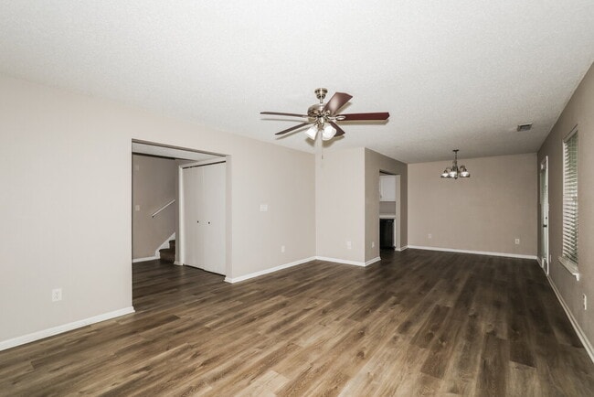 Photo - 4349 Village Trace Ct