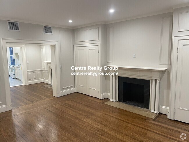 Building Photo - 1712 Beacon St Unit 1 Rental