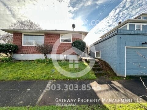 Building Photo - 5725 NE 14th Ave