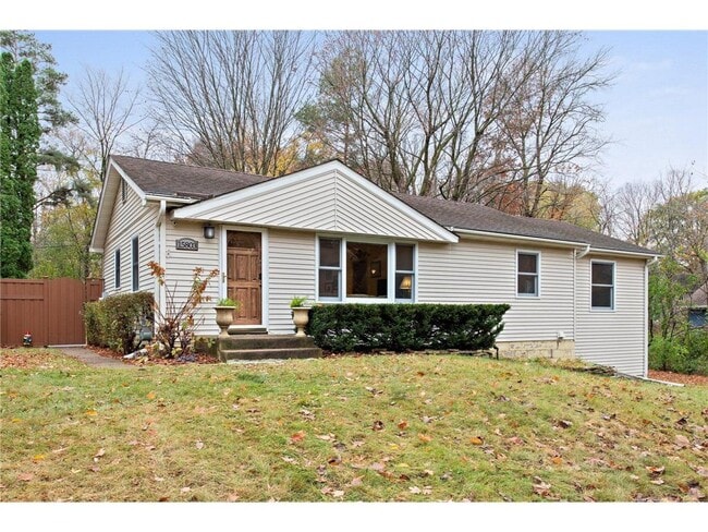 Photo - 15803 Sunset Rd