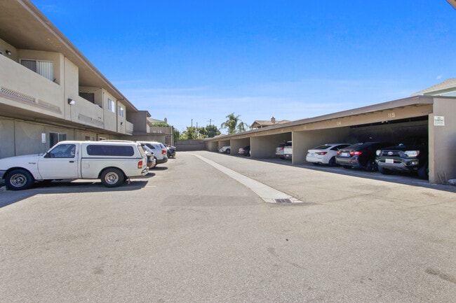 Photo - Regency Villas Unidad 213