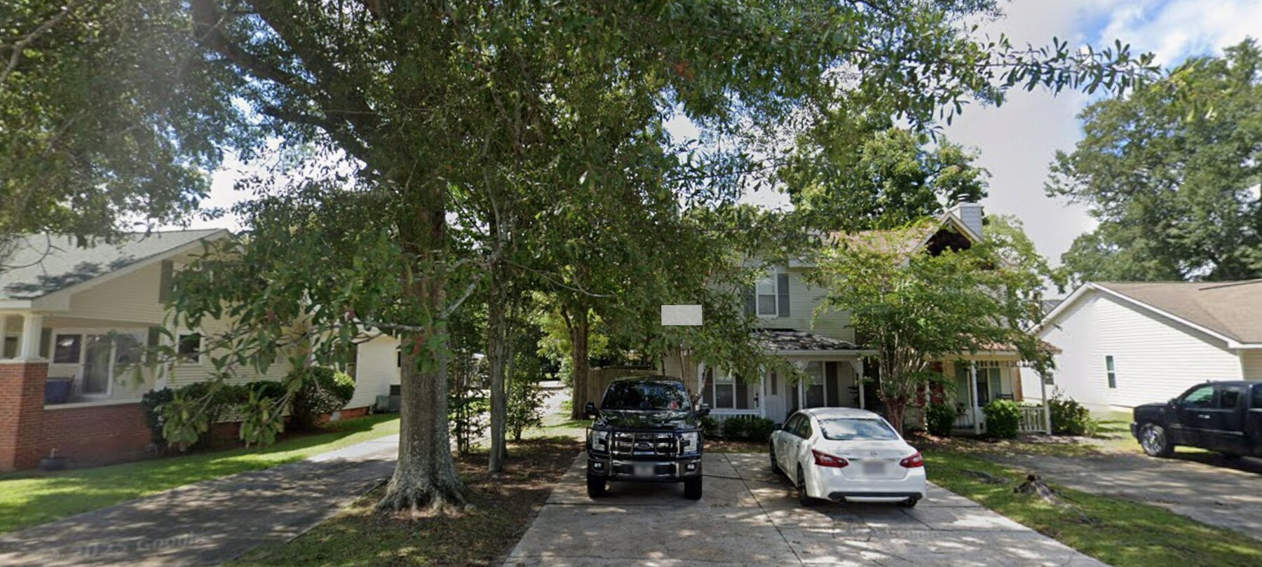 Photo - 302B Cleveland St