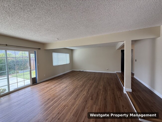 Photo - 1729 Kearny St
