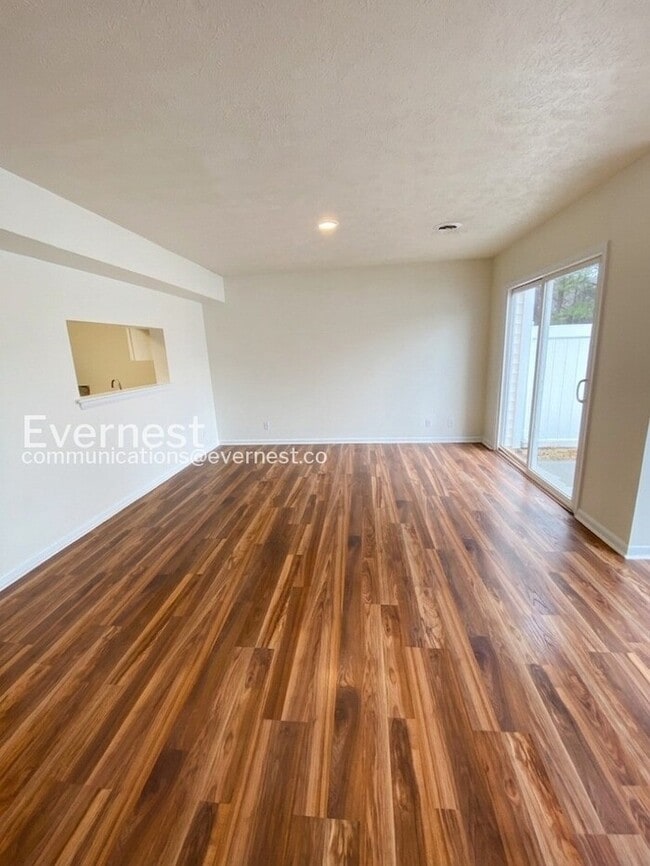 Photo - 3 Bed, 1.5 Bath Townhome with Fenced Yard / Available Soon!