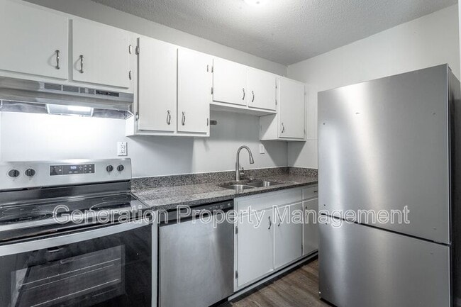 Photo - 113 Goodson Ave Unit 18