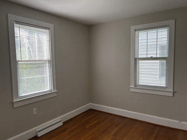 Photo - 352 Shenandoah Ave