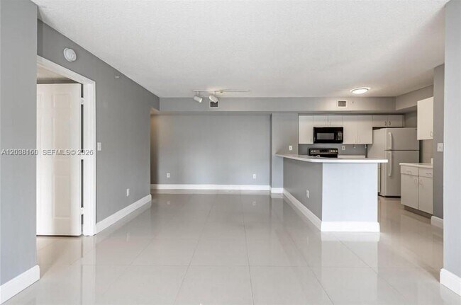 Photo - 2600 S University Dr Unit 124