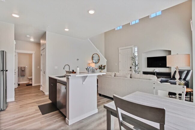 17065 N Hounslow Wy Unit SI ID1250665P