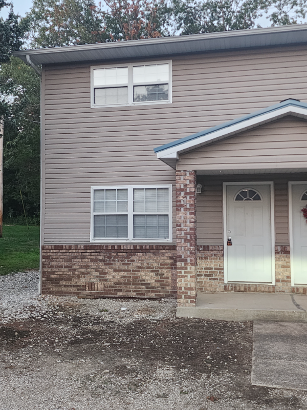 Photo - 2BED/1.5-2B15 BATH House