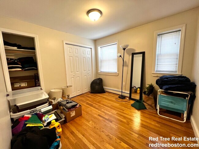 Photo - 678 Bennington St Unit 1