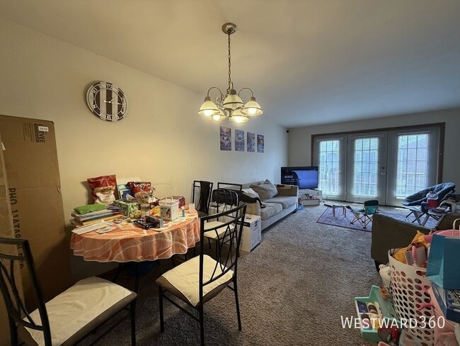 Photo - 4120 Williamsburg Ct Unidad 302