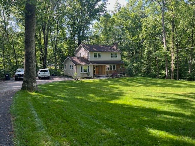 Building Photo - 603 Stagecoach Rd