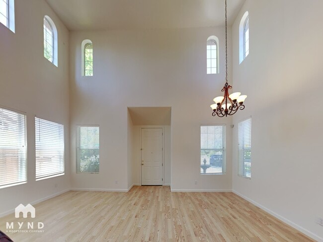 Photo - 2742 Chateau Montelena Way