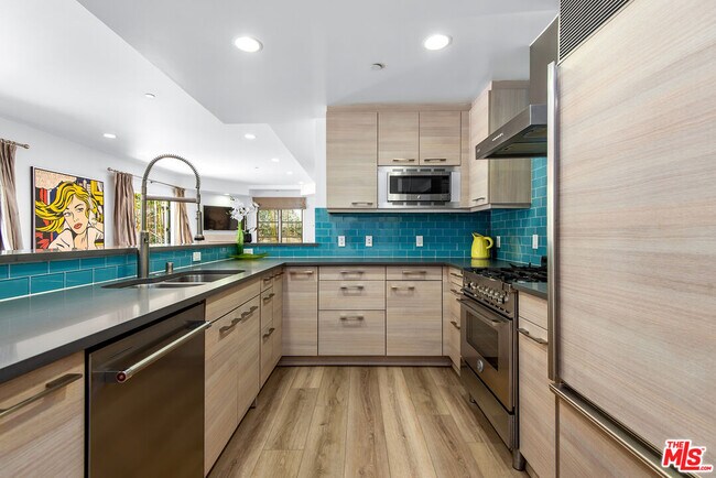 Photo - 718 Croft Ave Unidad 103