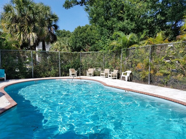 Crystal Trace Apartments