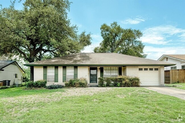 Building Photo - 2111 Falcon Hill Dr Rental