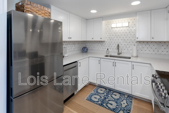 Photo - 14 Lockwood Dr Unit 2D - 1