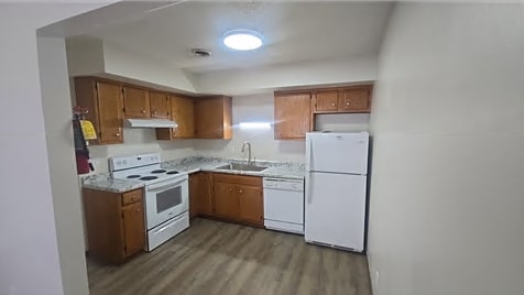 Photo - 418 S Van Buren St