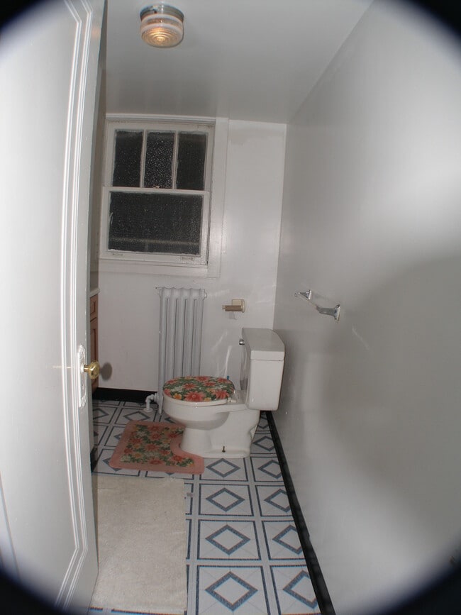 Photo - 2201 Pittock St Unit Appartment