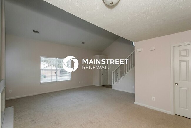 Photo - 3 Bedroom Pet-Friendly Home in Decatur, GA with Main Street Renewal