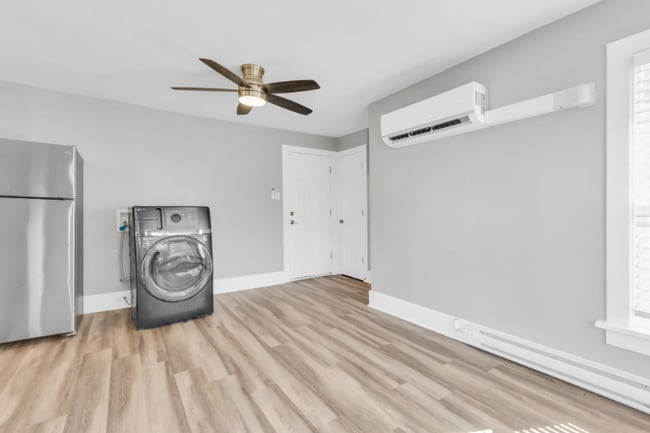 1219-1219 12th St Unit 17