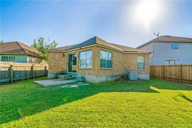 Photo - 2618 Byfield Dr