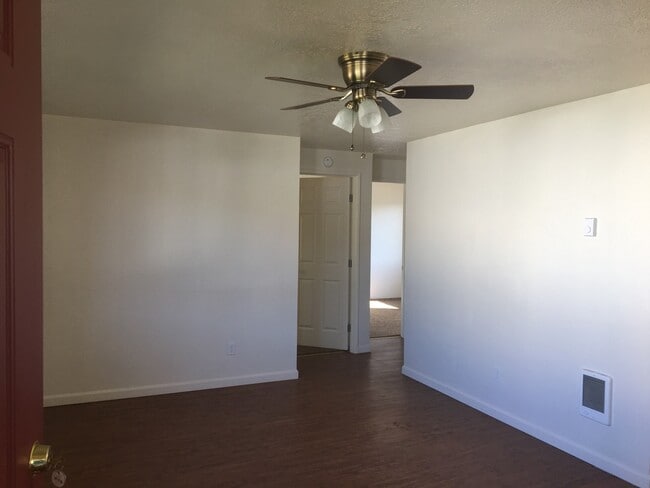 Photo - warw01 Unidad 75