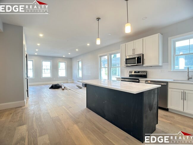 Photo - 48 Fairbanks St Unit 1