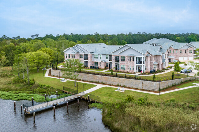 Aerial - Arbor Landing on the River Rental