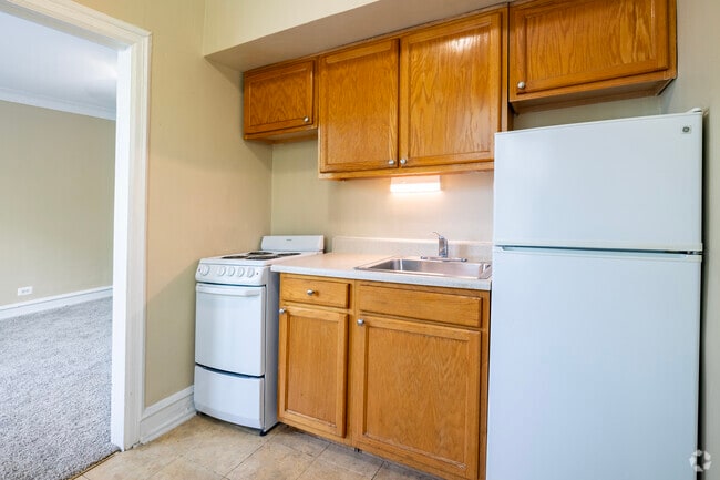 Studio1BA-425SF Kitchen